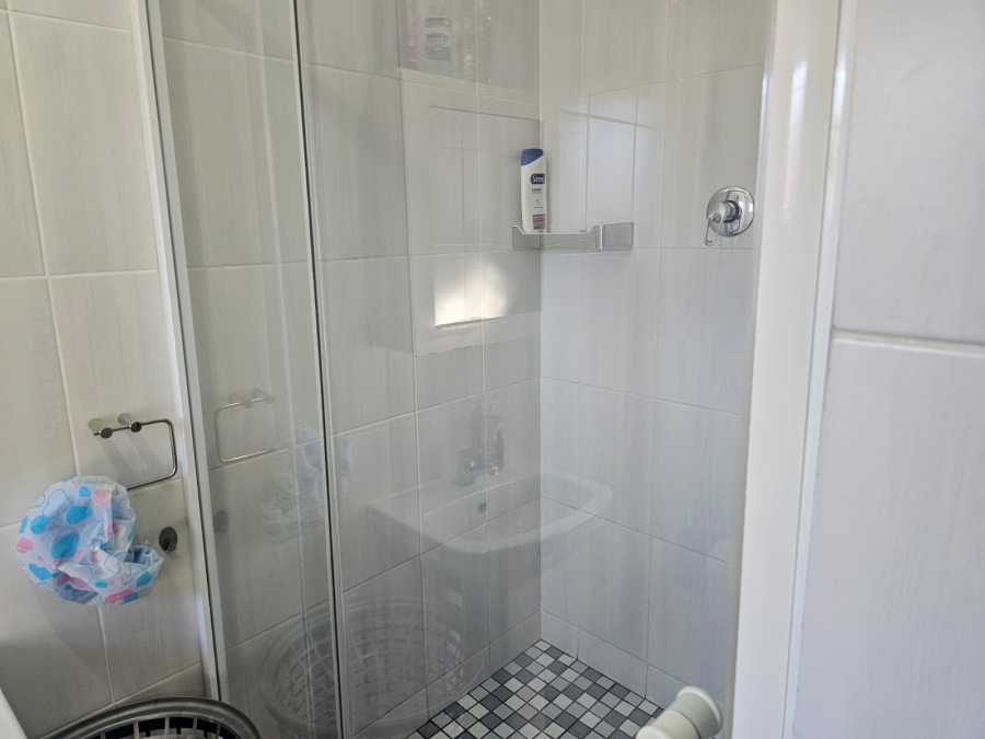 4 Bedroom Property for Sale in Braelyn Eastern Cape